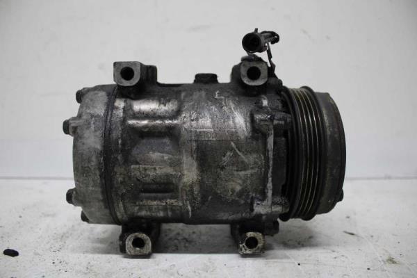 COMPRESSEUR DE CLIMATISATION FIAT - Vue 2